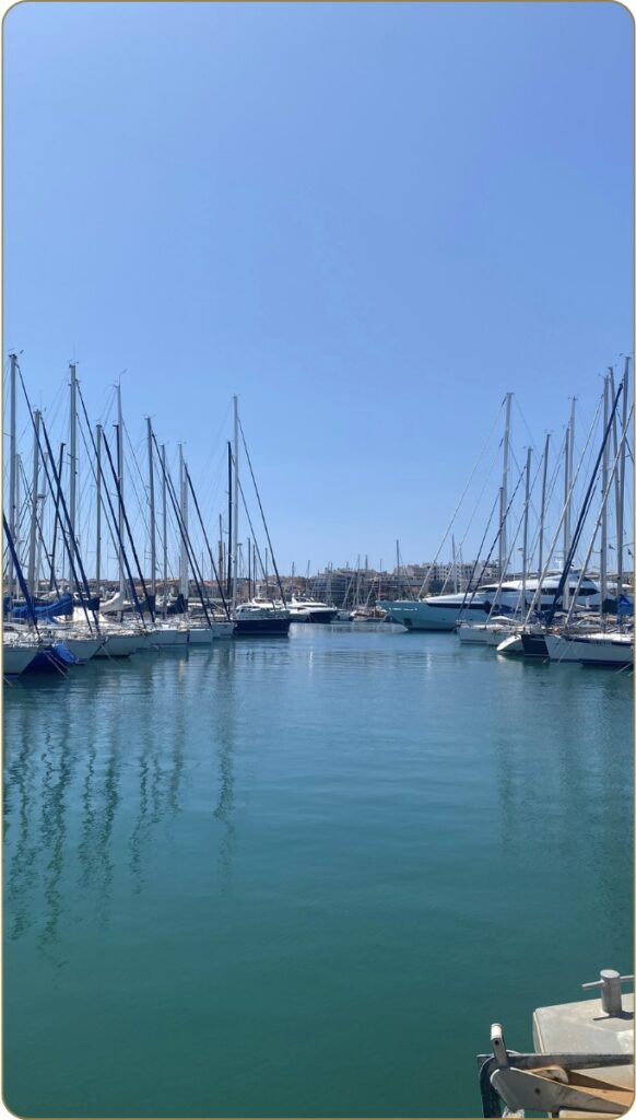 massage sur yacht au port vauban à Antibes